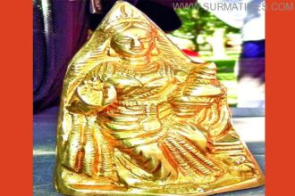 Gold Statue2