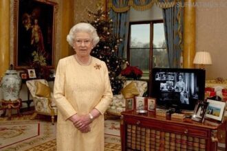 Buckingham Palace Queen Elizabeth