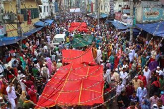 আখেরি মোনাজাতের মধ্য দিয়ে শাহজালাল মাজারের ওরস সম্পন্ন - Surma Times Archive