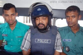 আদালতে কামরুলকে হাজির; উত্তাল আদালত প্রাঙ্গন - Surma Times Archive