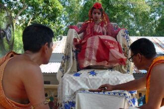 শ্রীমঙ্গলে কুমারী পূজা দেখতে হাজার হাজার মানুষের ঢল - Surma Times Archive