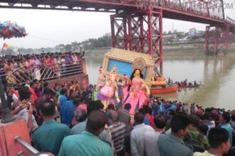 সিলেটে দশভুজা দেবী দুর্গার বিসর্জনে দুর্গাপূজার সমাপ্তি - Surma Times Archive