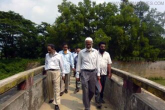 মাধবপুরের ক্ষতিগ্রস্থ দুটি রাবার ড্যাম পরির্দশনে এলজিইডি মন্ত্রনালয়ের বিশেষ প্রতিনিধি দল - Surma Times Archive