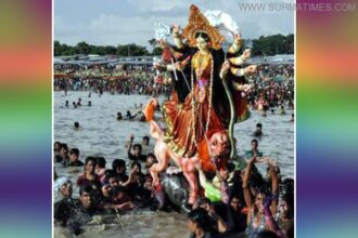 দুর্গার বিসর্জনে দুই সিলেটের মিলনমেলা - Surma Times Archive