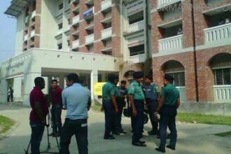 রাকিব হত্যার রায় : আদালত ঘিরে বাড়তি নিরাপত্তা - Surma Times Archive