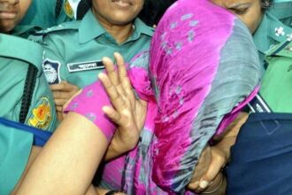 গভীর রাতে ঐশীর কান্নায় ঘুম ভাঙে কারারক্ষীদের - Surma Times Archive