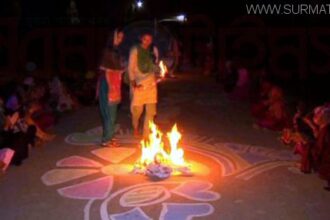 সান্ধ্য আইন বাতিলসহ ১২ দফা দাবীতে রাস্তায় সিকৃবি'র ছাত্রীরা - Surma Times Archive