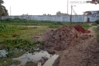 মৌলভীবাজার চক্ষু হাসপাতালের জমিতে  অবৈধ স্থাপনা নির্মাণের চেষ্টা - Surma Times Archive