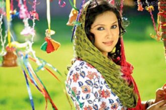 এবার পরিবারের সিদ্ধান্তেই দ্বিতীয় বিয়েতে বসবেন নাদিয়া - Surma Times Archive