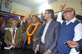 গোলাপগঞ্জের মেয়র এখন সিরাজুল জব্বার , সাবেক মেয়র পাপলু ৩য় স্থানে - Surma Times Archive