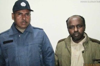 ৬ষ্ঠ শ্রেণির স্কুলছাত্রীকে ধর্ষণের দায়ে শ্রমিক লীগ নেতা গ্রেপ্তার - Surma Times Archive