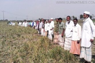 গোয়াইনঘাটে গোচারণ ভূমি দখলপ্রচেষ্টার প্রতিবাদে  মানববন্ধন - Surma Times Archive
