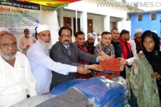 রেঙ্গা হাজিগঞ্জ ডেভলাপমেন্ট ট্রাস্ট ইউকে ও জয়তুন ওয়েলফেয়ার ট্রাস্টের যৌথ উদ্যোগে শীতবস্ত্র বিতরণ - Surma Times Archive