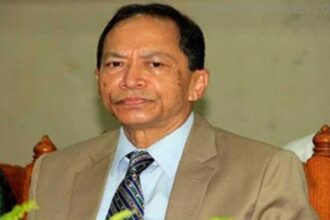 মিডিয়ায় বক্তব্য না দিয়ে শামসুদ্দিন চৌধুরী ফাইল ফেরত দেবেন, আশা প্রধান বিচারপতির - Surma Times Archive