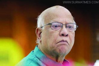 পদত্যাগ করছেন অর্থমন্ত্রীও! - Surma Times Archive
