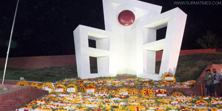 লাখো শহিদের রক্তে অর্জিত স্বাধীনতা দিবস আজ 1 লাখো শহিদের রক্তে অর্জিত স্বাধীনতা দিবস আজ - Surma Times Archive