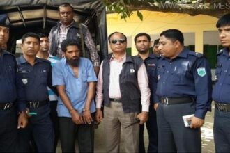 দুই পুলিশ নিহতের ঘটনায় ফেন্সিডিলসহ চালক আটক - Surma Times Archive