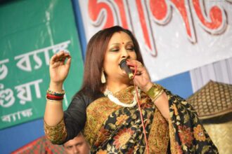 লোকসংগীত আধুনিকীকরণের বিরুদ্ধে নন লাভলী দেব - Surma Times Archive