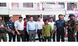 সিলেট রেলস্টেশনের ৩ বুকিং সহকারি বরখাস্ত, কালোবাজারির কারাদণ্ড - Surma Times Archive