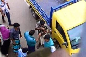 সিলেটে হাইওয়ে পুলিশের প্রকাশ্যে চাঁদাবাজি - Surma Times Archive